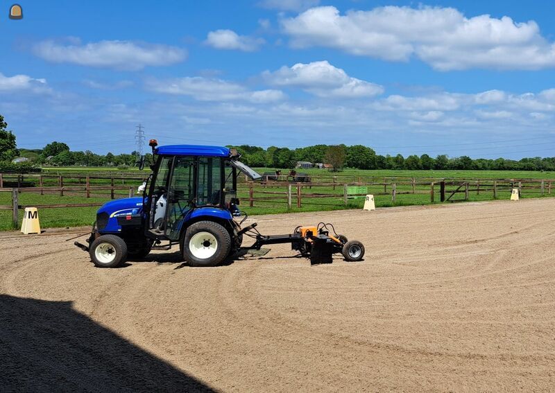 New Holland boomer met kilverbak