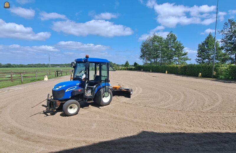 New Holland boomer met kilverbak